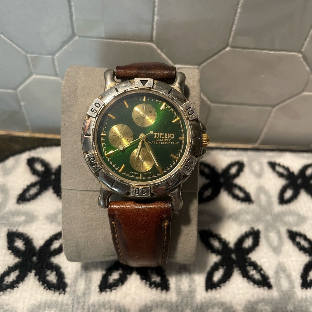 Outland green face watch